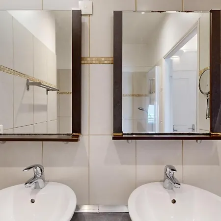 Bluestay 239 - Superbe Appartement A Pigalle Paris Exterior photo